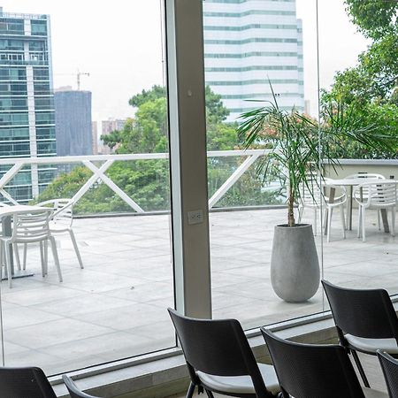 V Grand Hotel, A Member Of Radisson Individuals Medellín Exterior foto