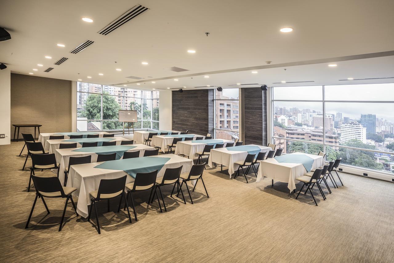 V Grand Hotel, A Member Of Radisson Individuals Medellín Exterior foto